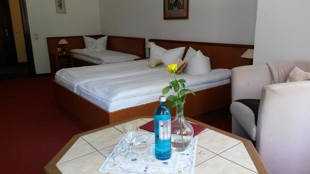 Triple Room,444152502:JPEG